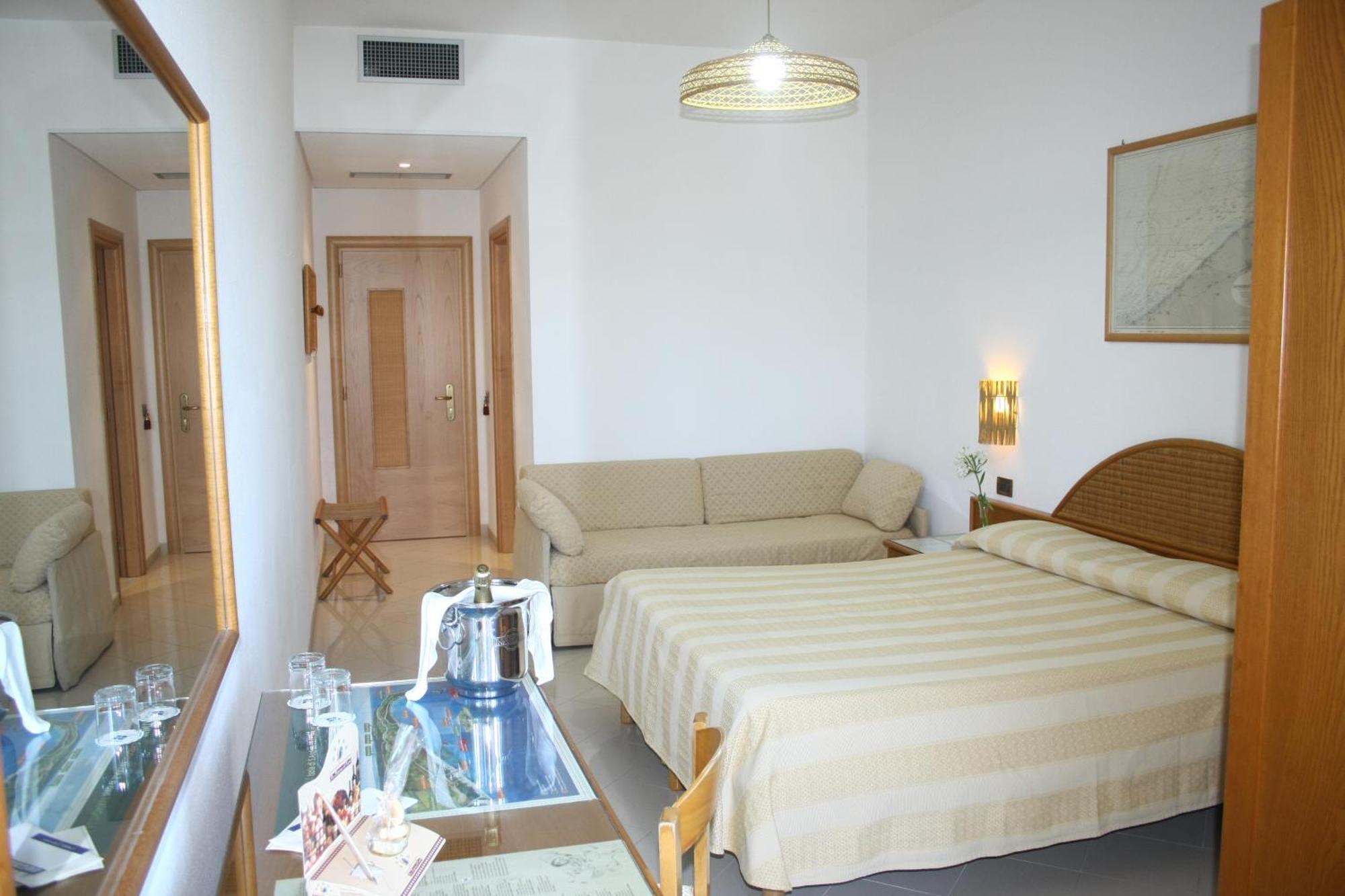 Ecoresort Le Sirene - Caroli Hotels 갈리폴리 객실 사진